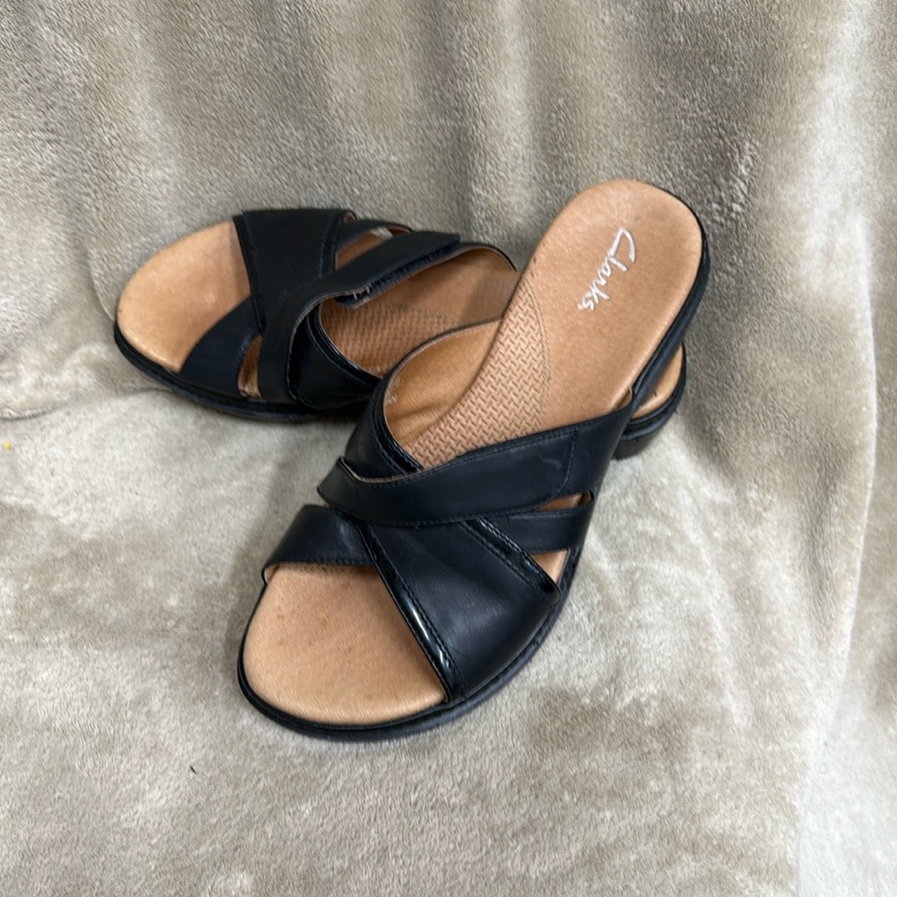 CLARKS • SZ. 7.5w